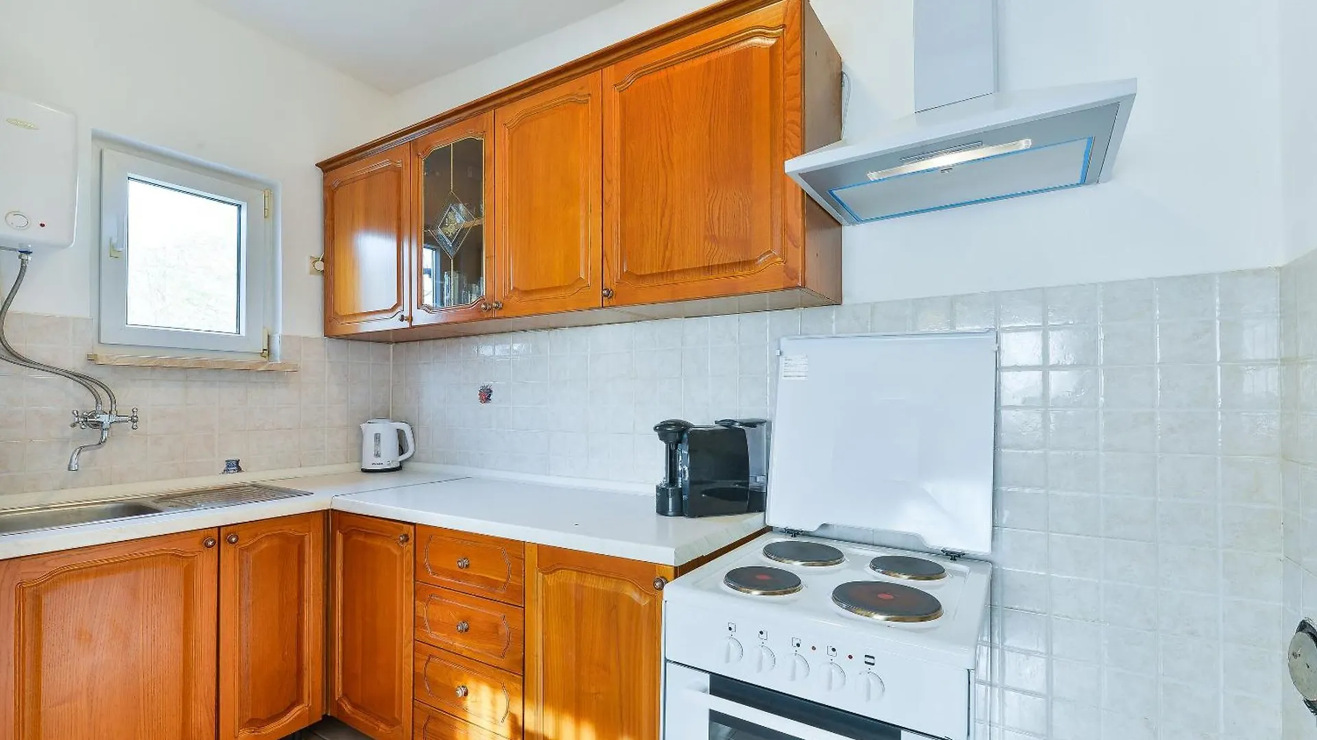 Apartment Basic Mario Vir Croatia