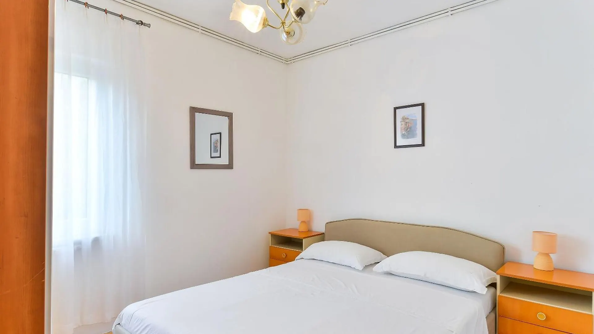 Apartment Basic Mario Vir