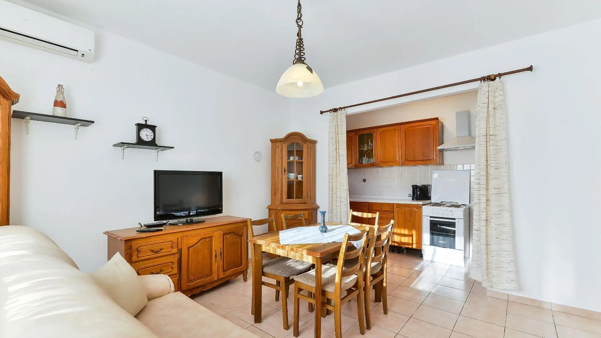 Apartment Basic Mario Vir Croatia