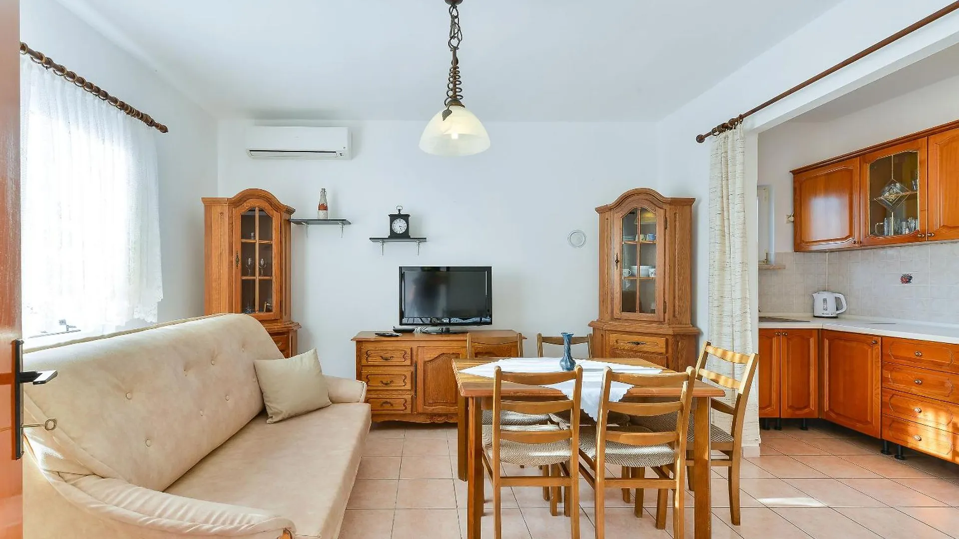 Apartment Basic Mario Vir