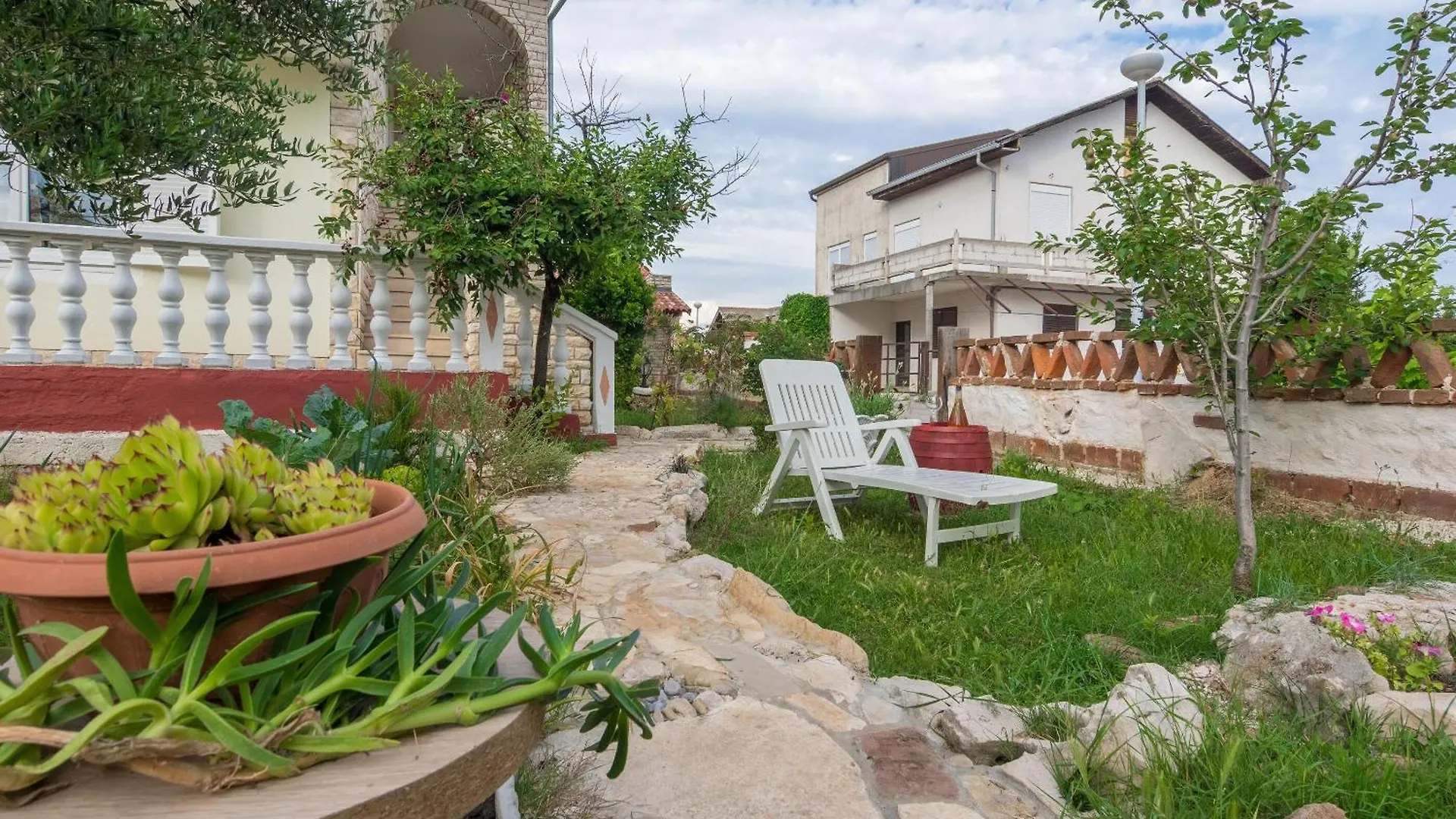 Apartment Basic Mario Vir