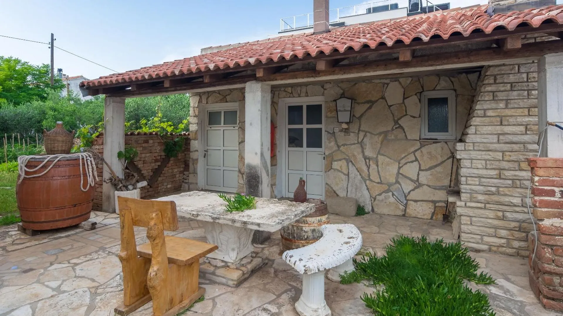 Apartment Basic Mario Vir