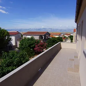  Apartman Domani