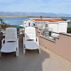 Oresic Apartmán